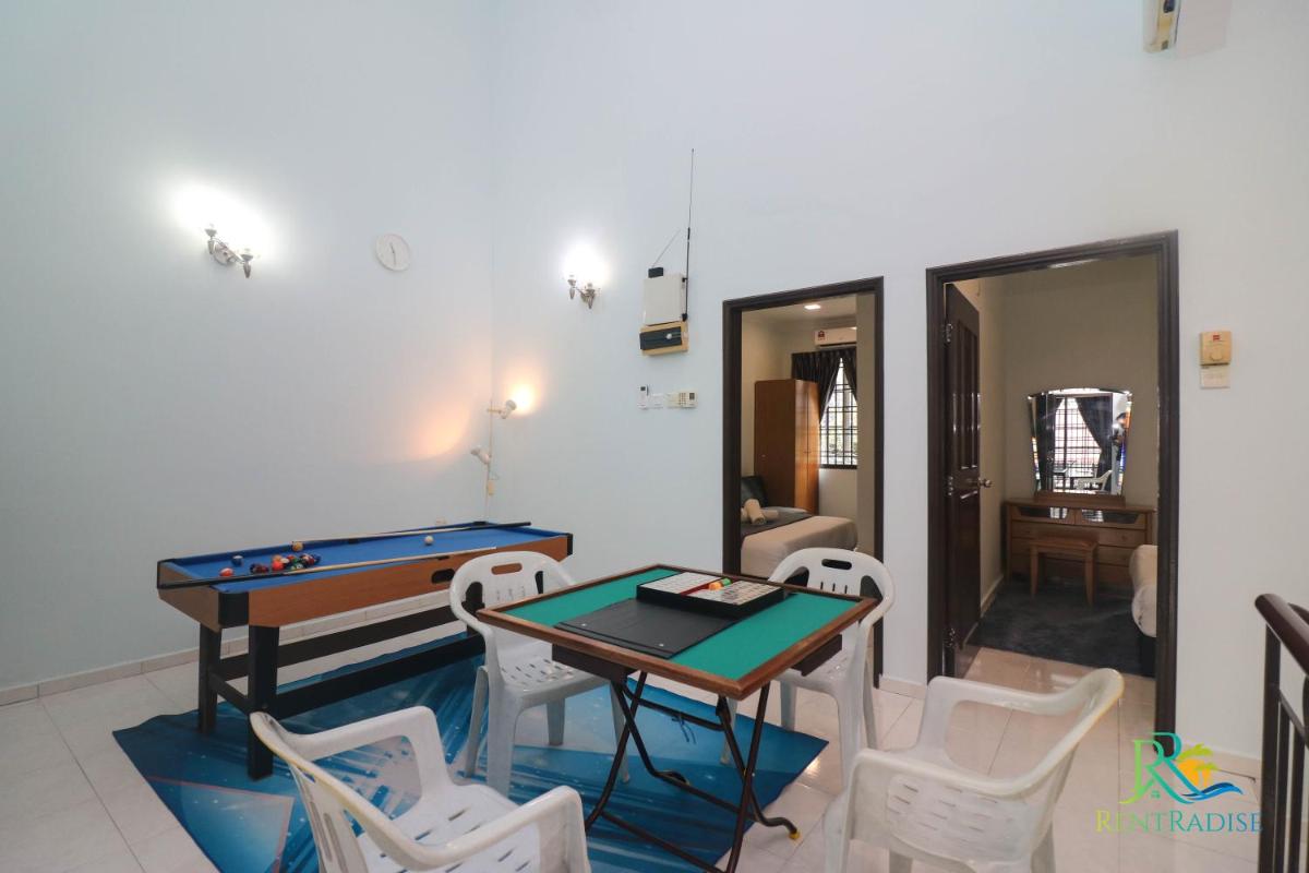 Century Garden Double Storey House BBQ/Mahjong/PoolTable by UHA - Hizvo
