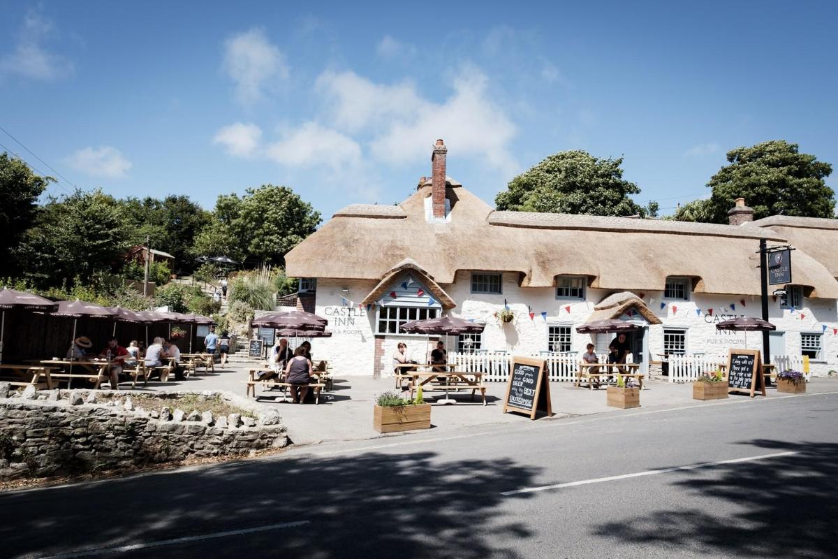 Castle Inn - Housity