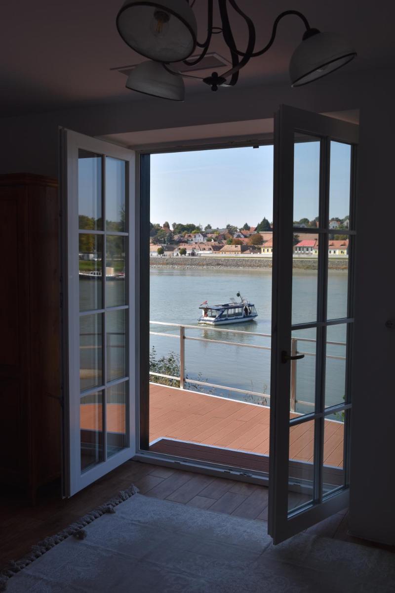 Százesztendős Révészház Apartman - Housity