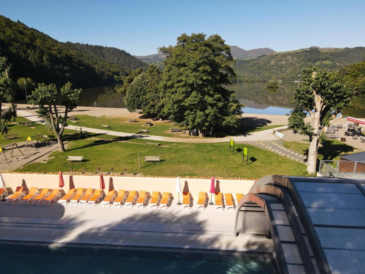 Camping Domaine du Lac Chambon - Housity
