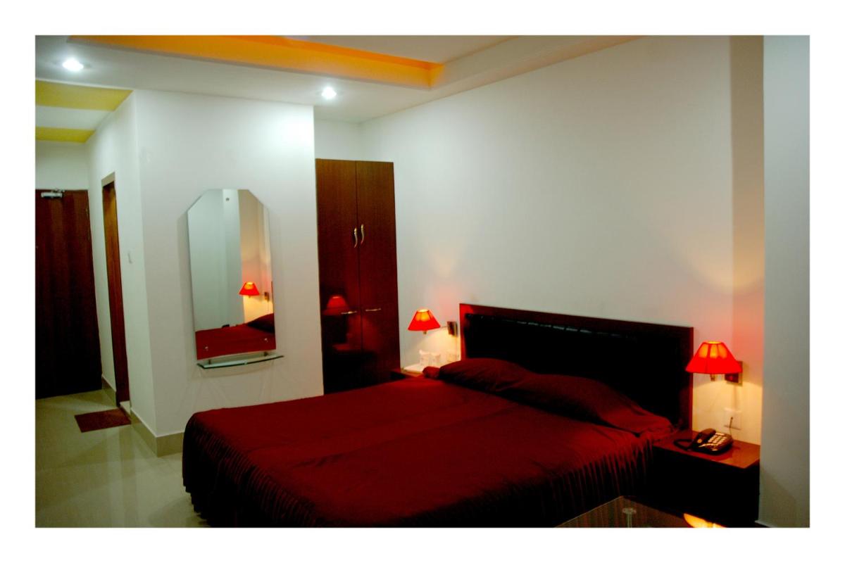 Hotel Dooars Mountain - Housity