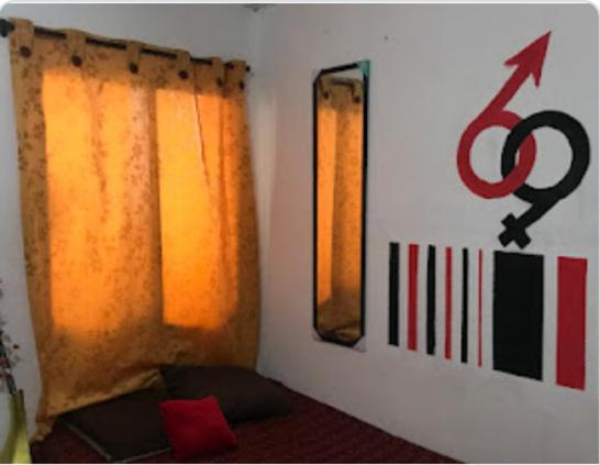 Castillo Rooms 11 - Housity