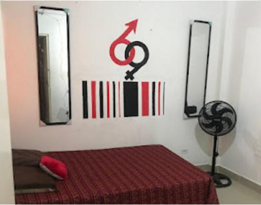 Castillo Rooms 11 - Housity