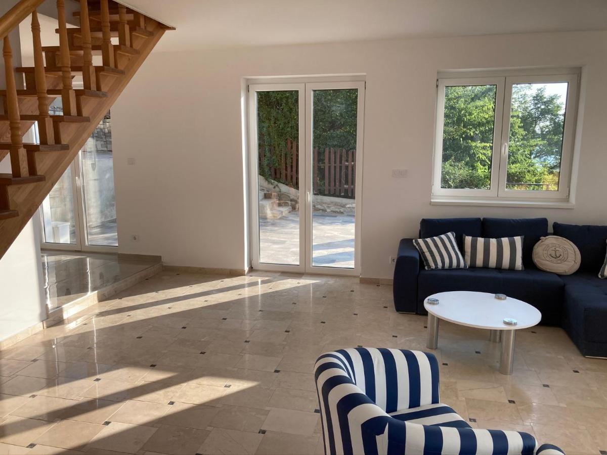 Tihany Panorama House - Housity