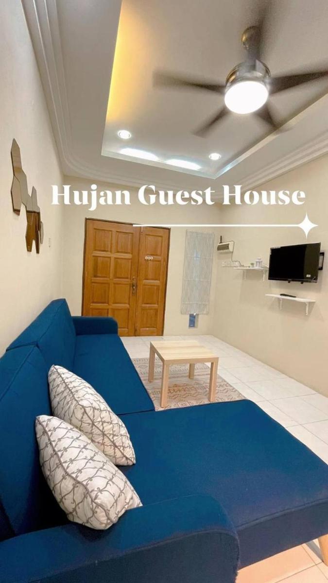 Suitetrails - HUJAN GUEST HOUSE