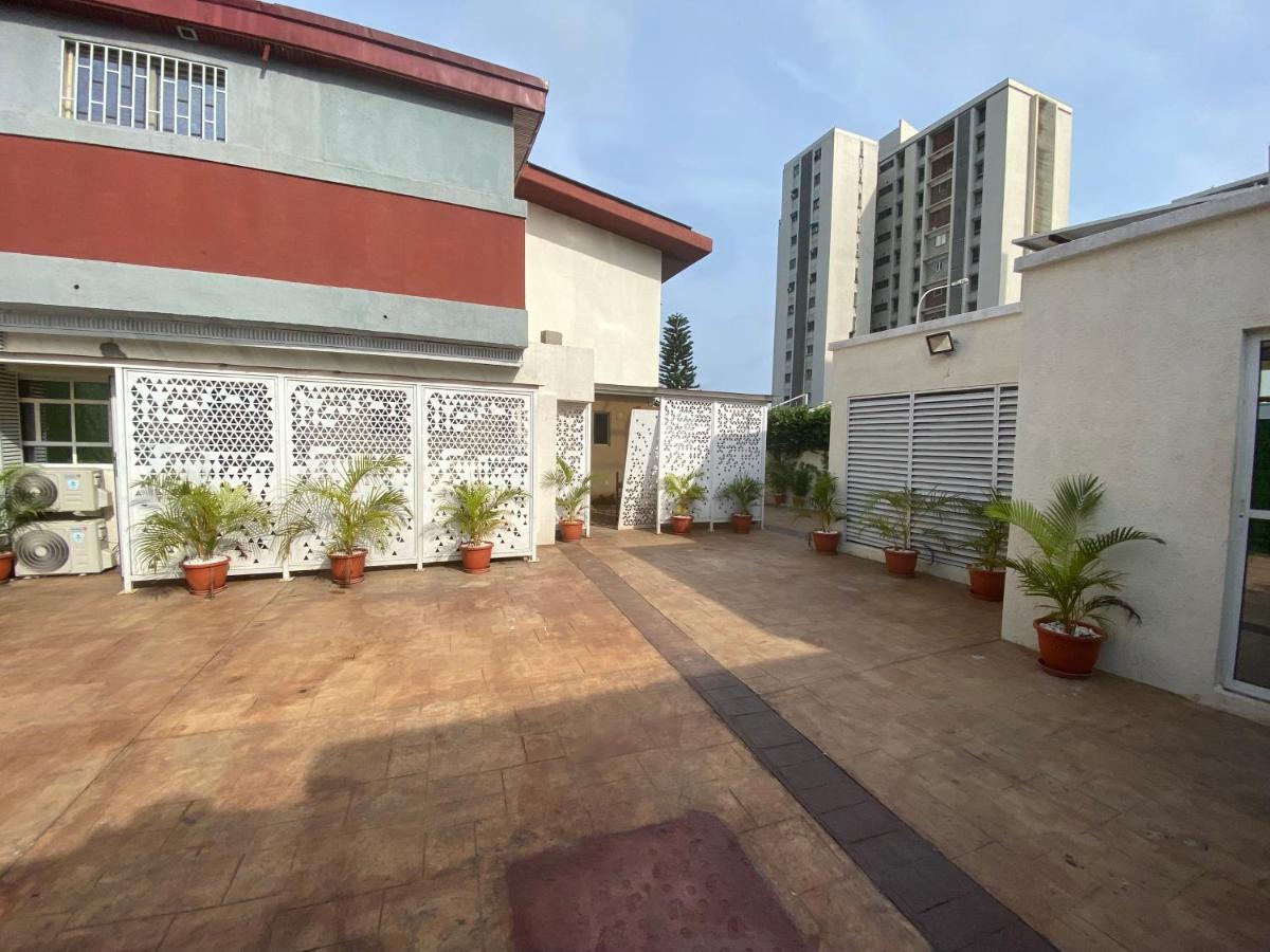 Suitetrails - Lovely Full Serviced Victoria Island Apartment