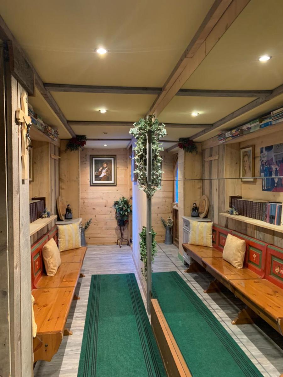 Casanova nelle Dolomiti - Housity