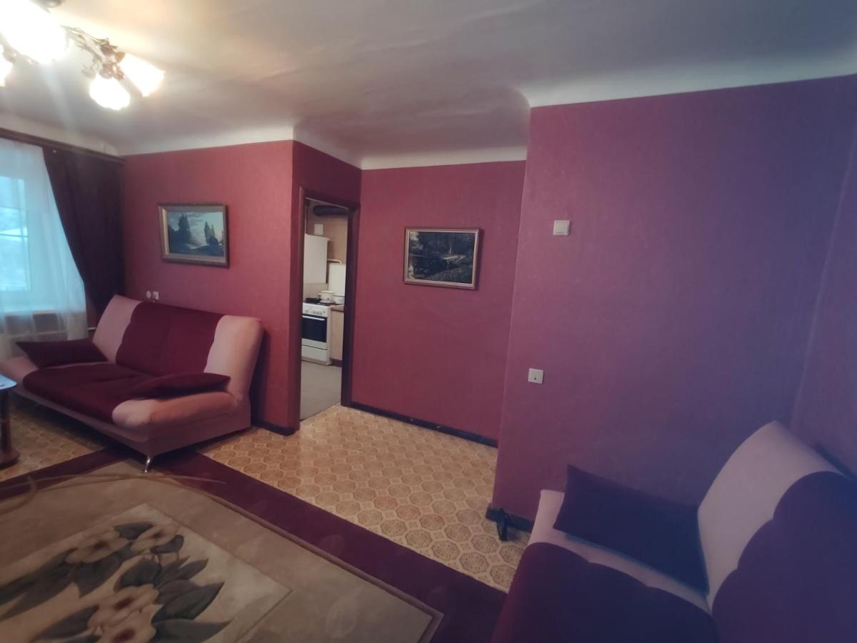 Apartment on Chapayeva 39 - Housity