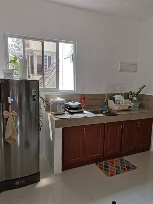 3 BR/2TB House CDO Uptown /near SM/ Parking/Wifi - Housity