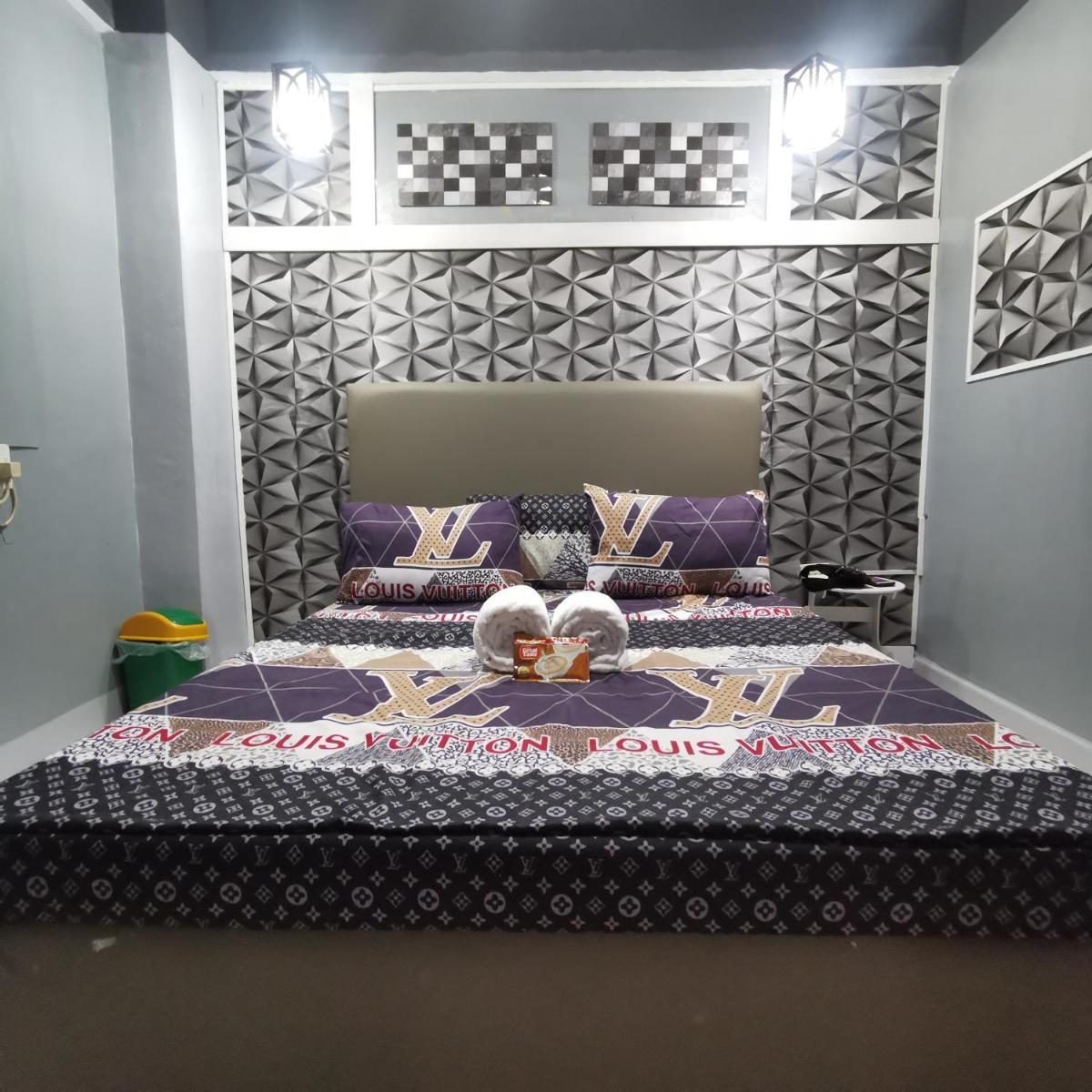 Cabanatuan City PNY TRANSIENT INN 6 - Housity