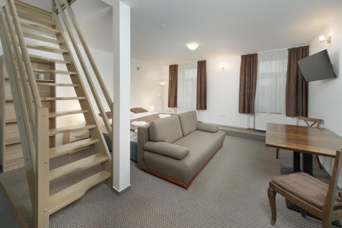 Suitetrails - Hotel Na Staré poště