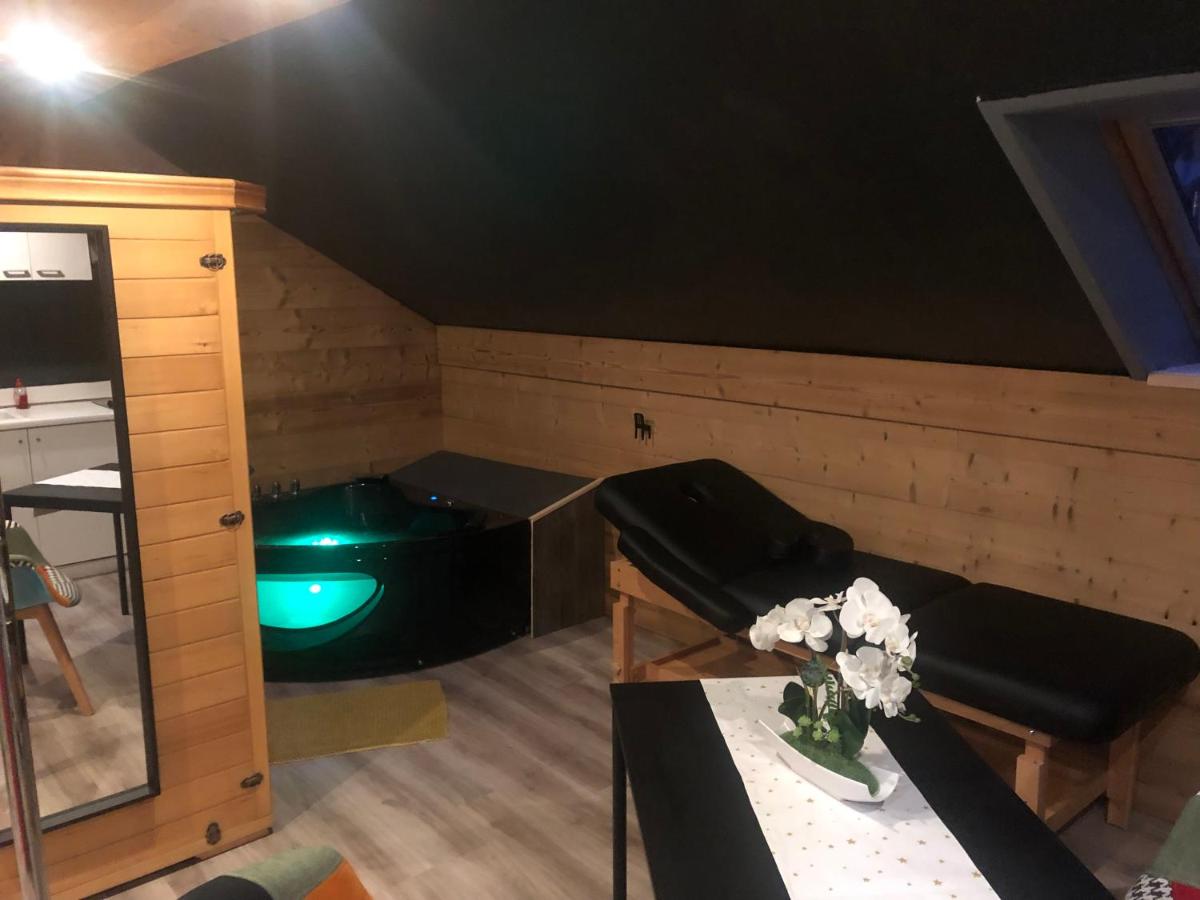 Love Chalet - Housity