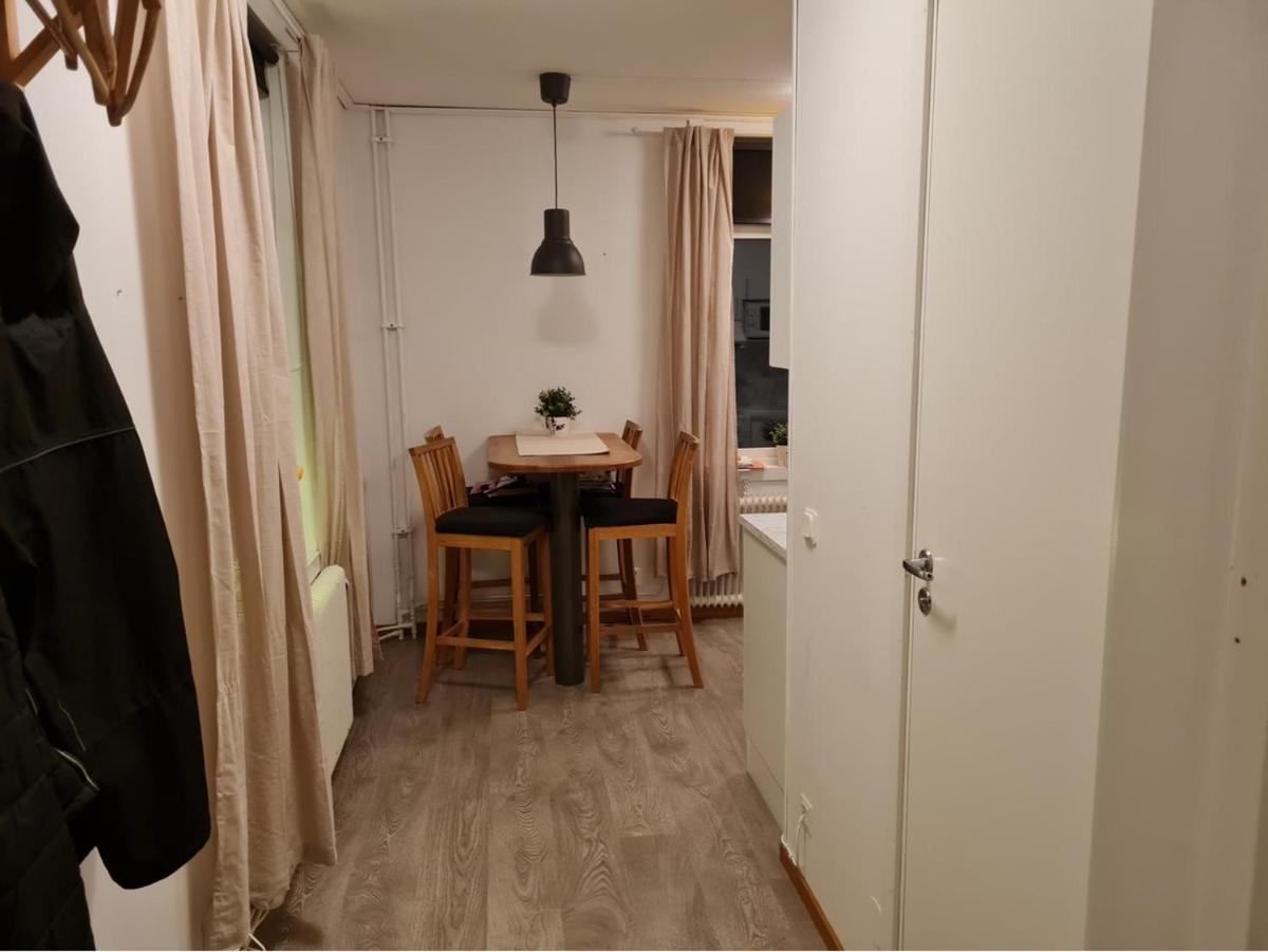 Mysig lägenhet med ett rum och kök 1103 - Housity