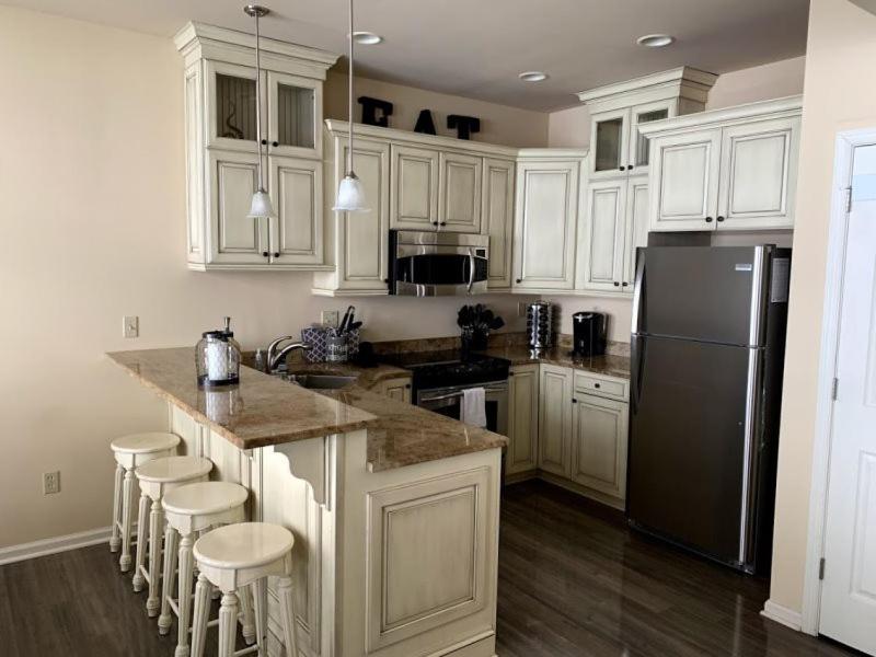 LW11-Pocono Mountain Vacation Rental in Lake Harmony at Big Boulder Lake & Ski Area - Housity