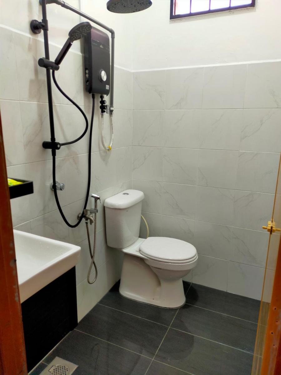 Kak Zai Homestay Port Dickson With Private Pool - Housity