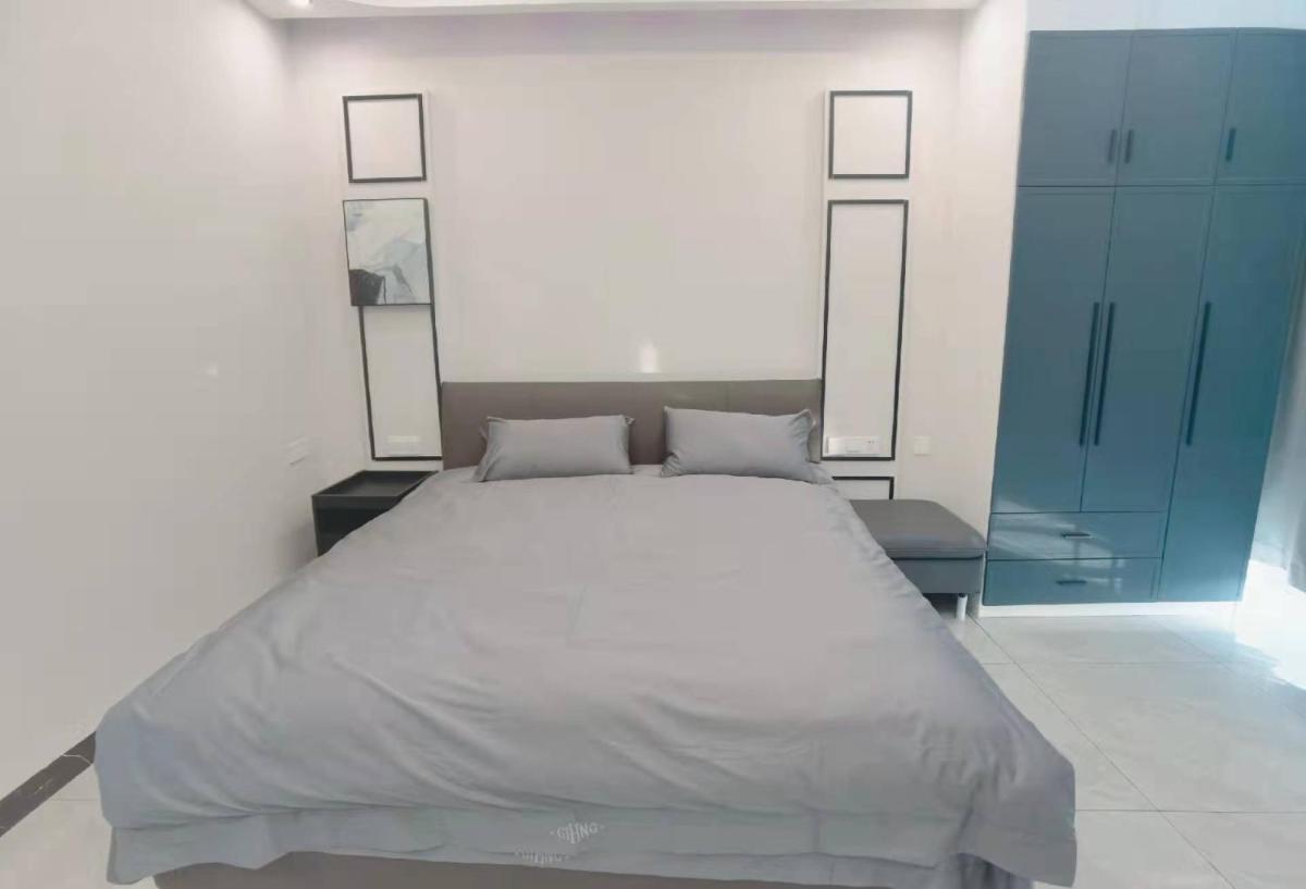 Qianjiang Apartment - Housity