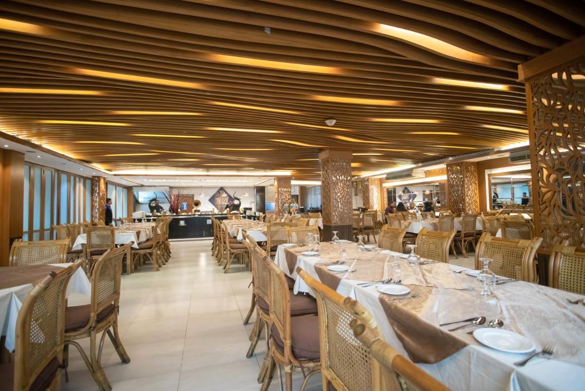 Jatra Hotel Grand Royal - Hizvo