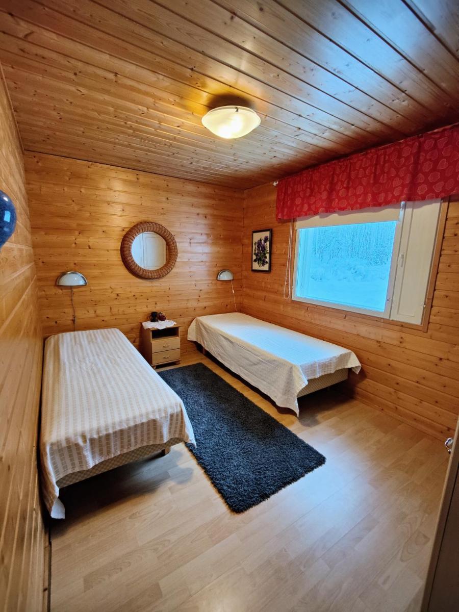 Lake Cottage Jänisvaara - Housity