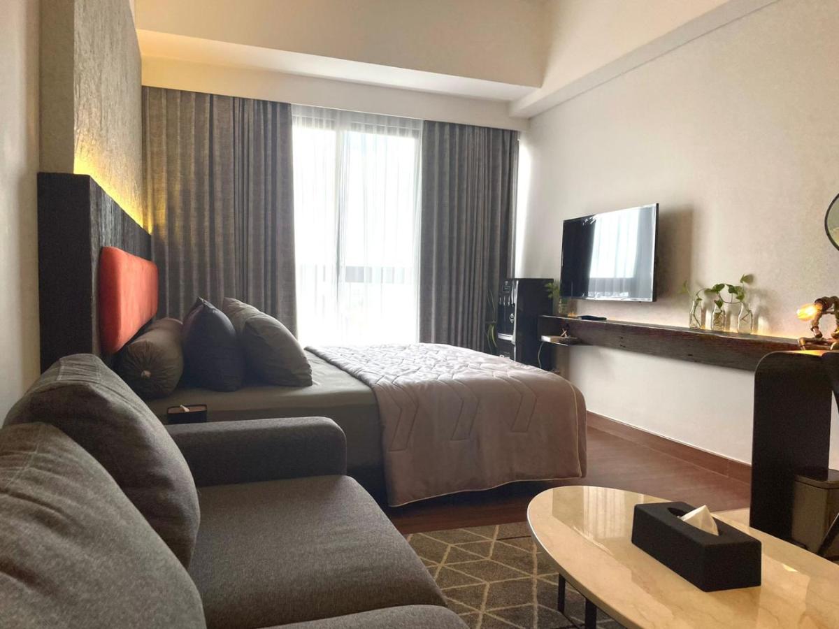 Ruby Apartment #5 - Housity