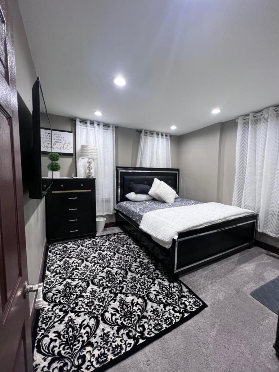Luxury 4 Bedroom apartment in Philadelphia - Housity