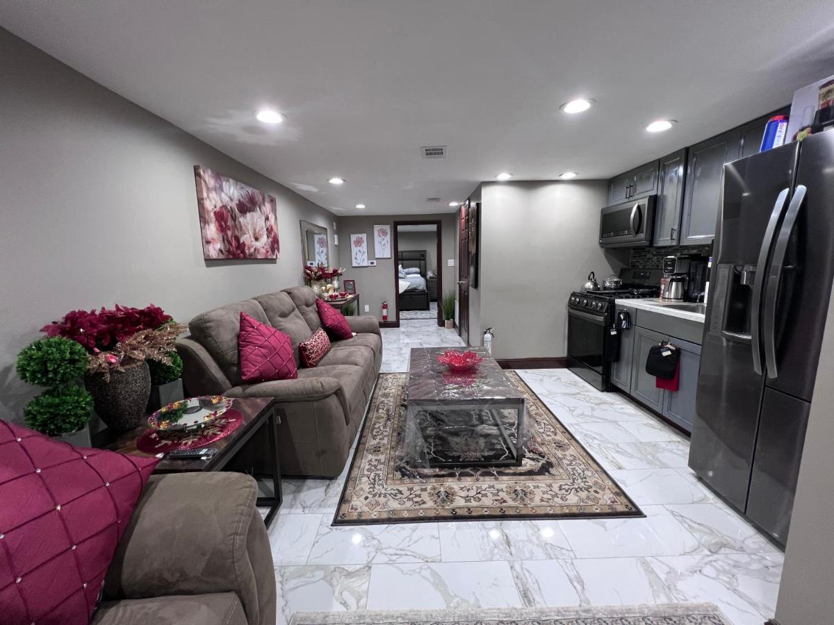 Luxury 1 bedroom Apartment in Philadelphia - Housity