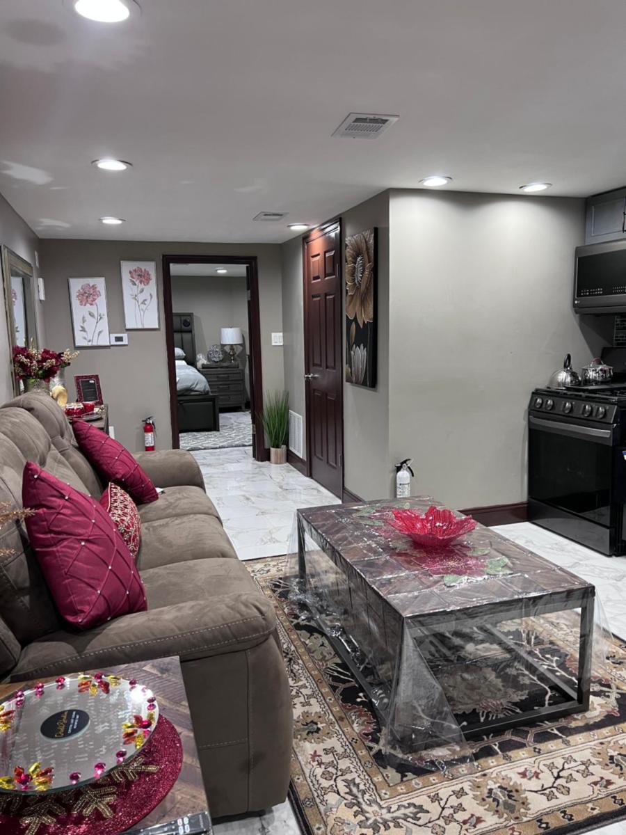 Luxury 1 bedroom Apartment in Philadelphia - Housity