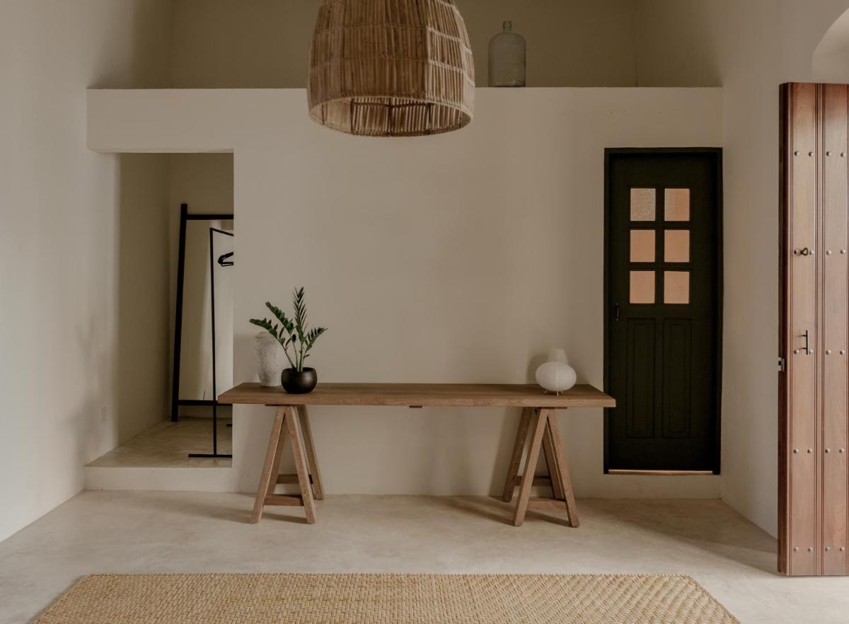 Narrativ Lofts -Solario- Charming Historic Escape - Housity