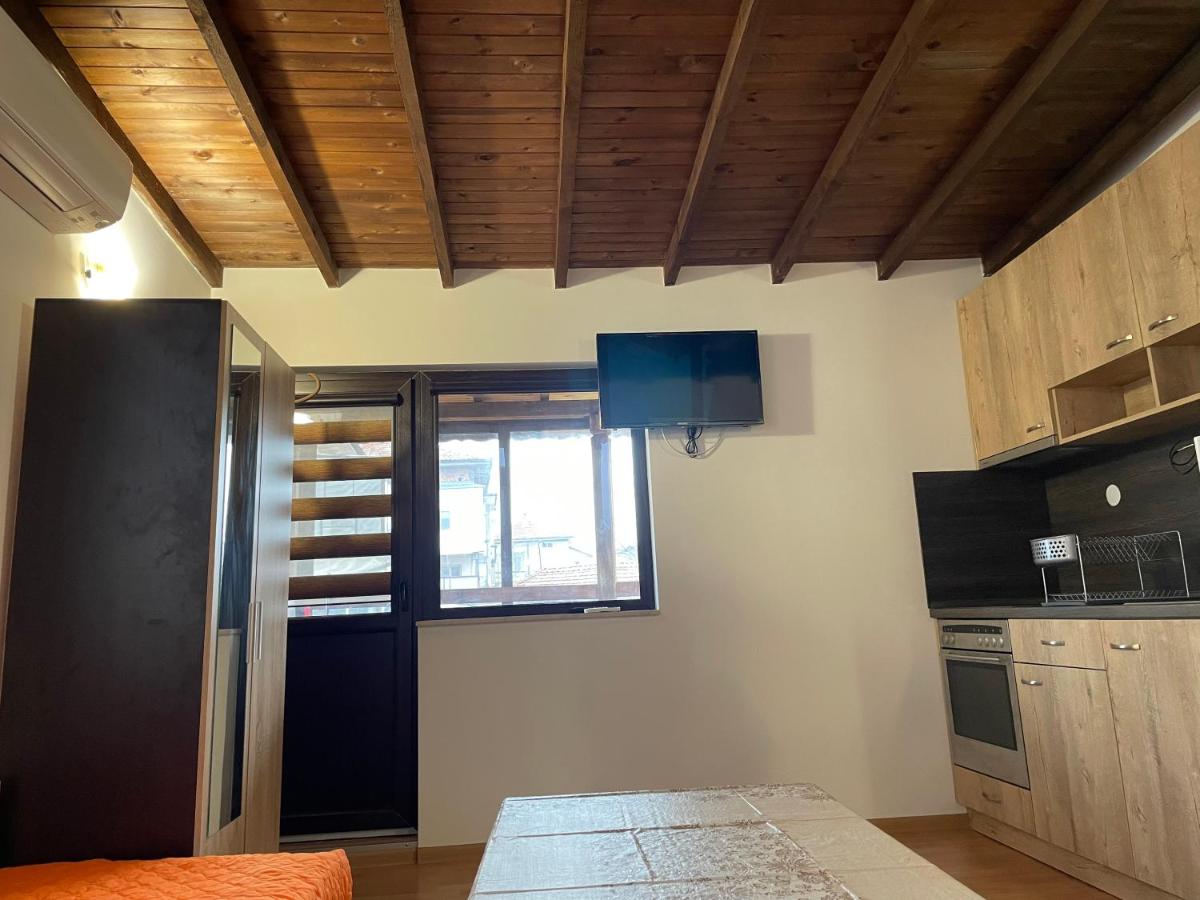 Lux Apart Uzunov-2 - Housity