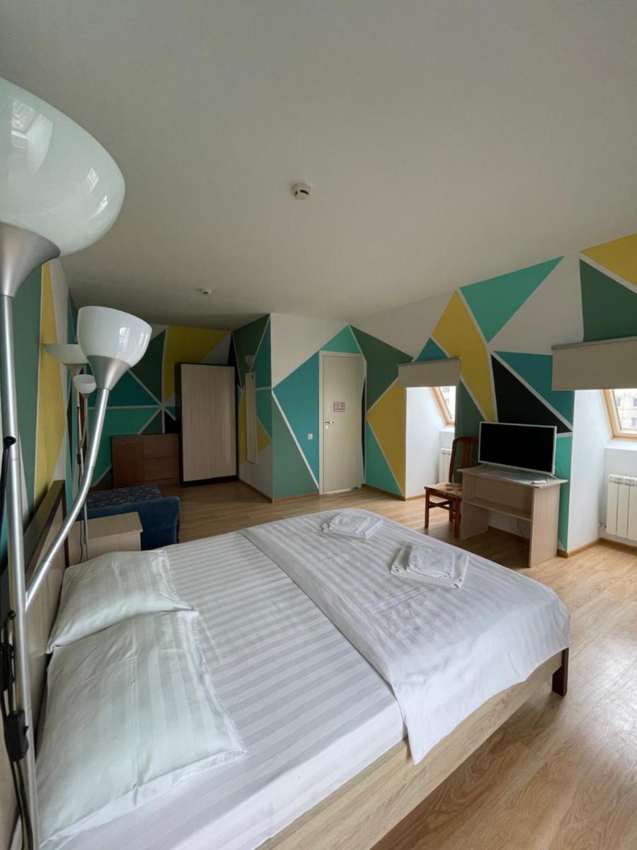 FLAMINGO hotel - Housity