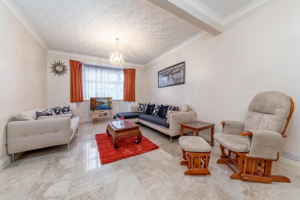 Flourish Apartments - Marlands - Ilford - Housity