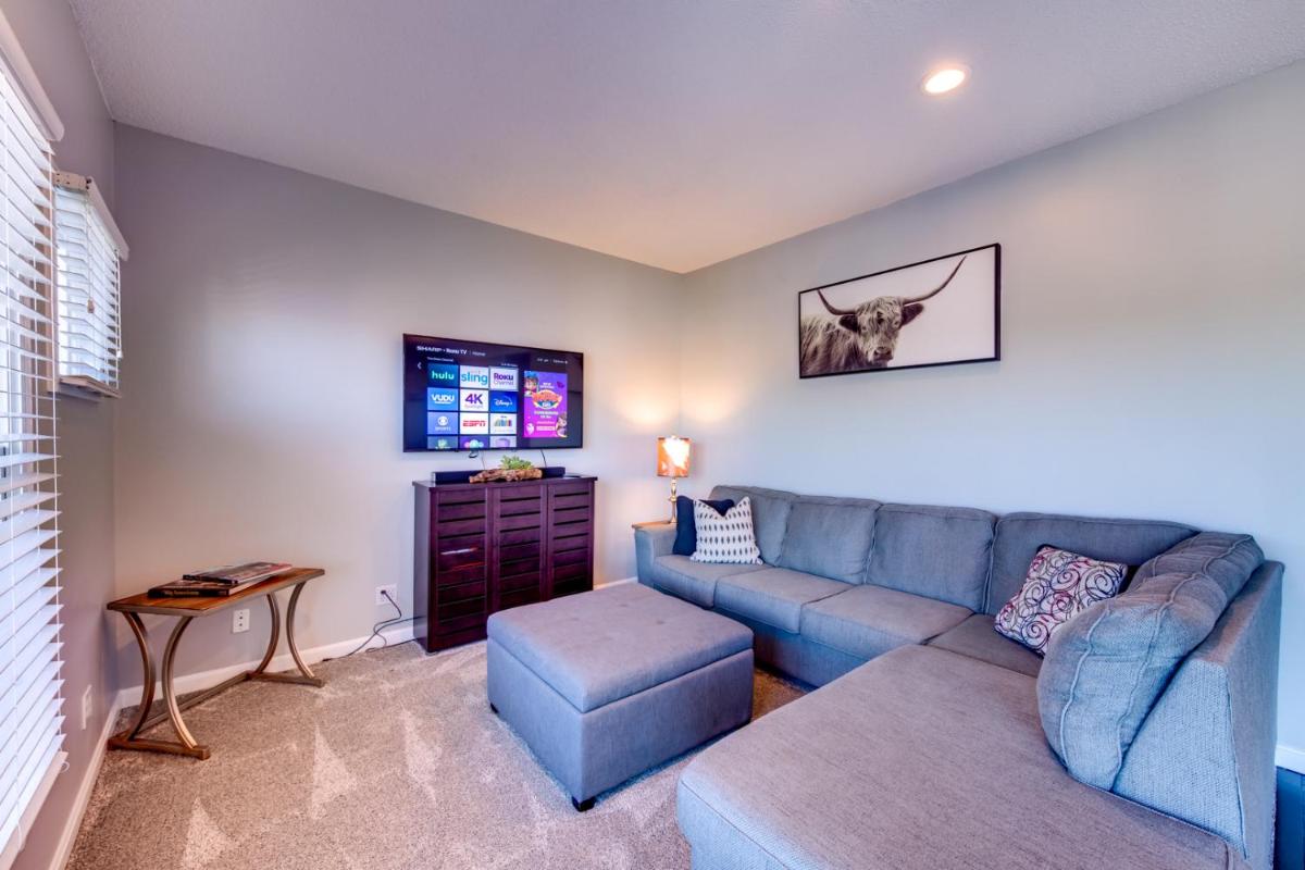 Riverfront Oasis: 5 min to DT Cincinnati - Housity