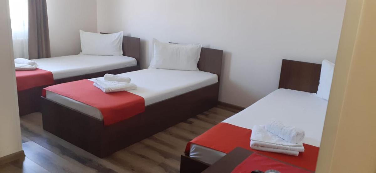 Pensiunea Maria Tania - Restaurant - Housity