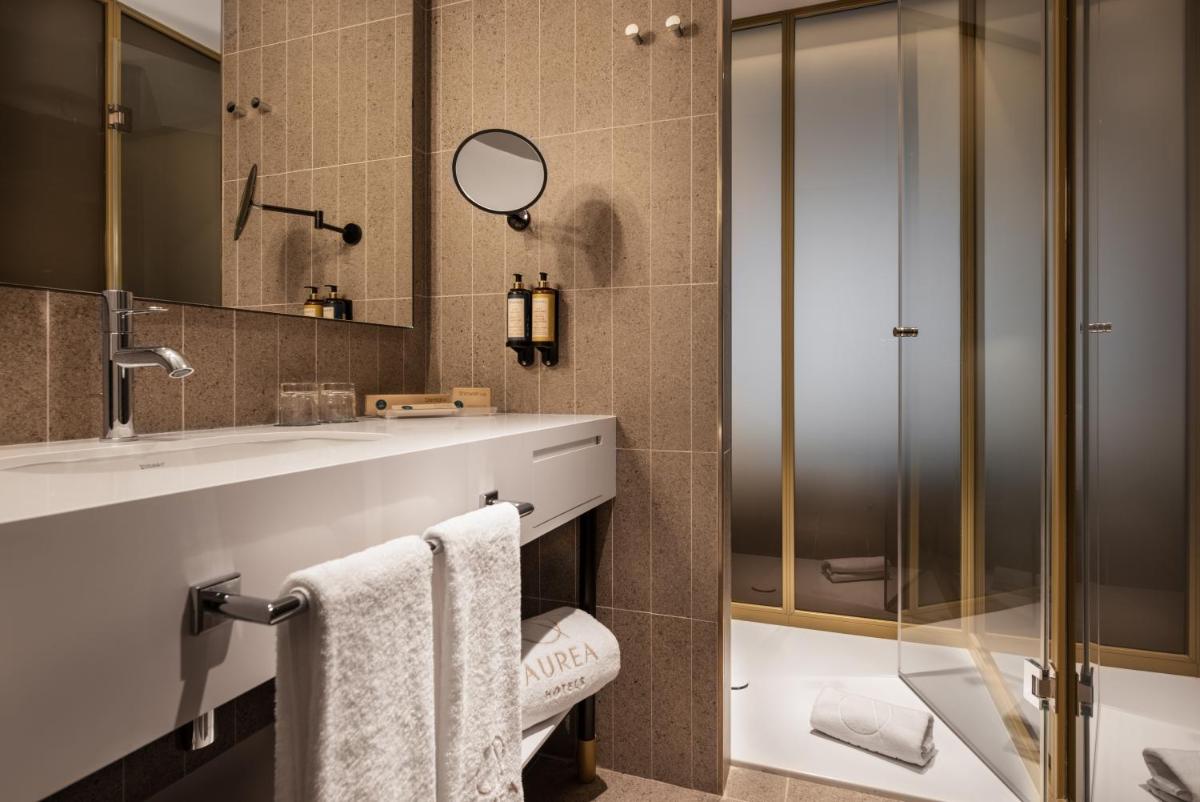 Un baño de Áurea Palacio de Correos by Eurostars Hotel Company