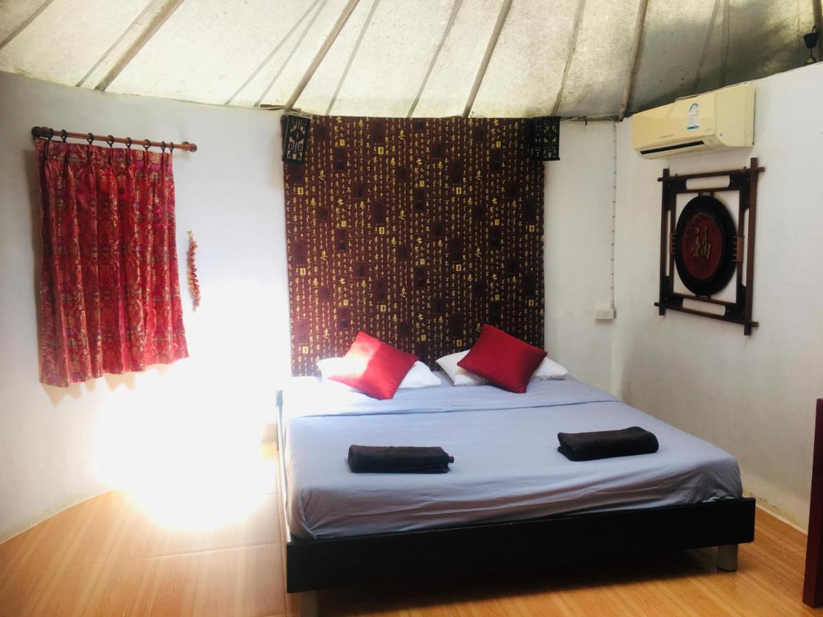 The Natural Yurt Resort @ Khao Kho - Housity