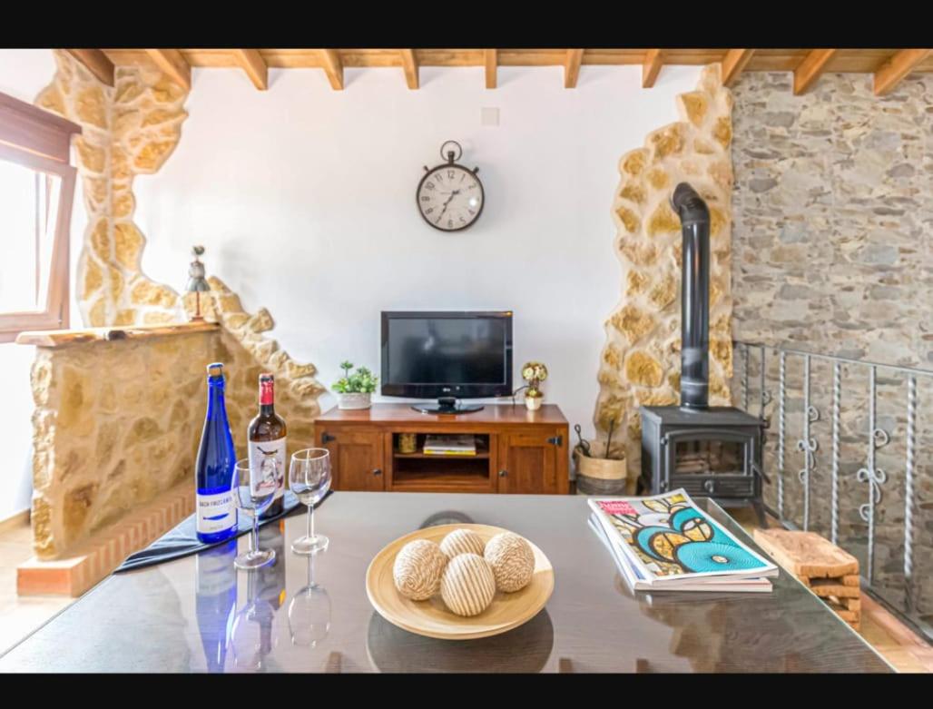 Fuente Vieja - Housity