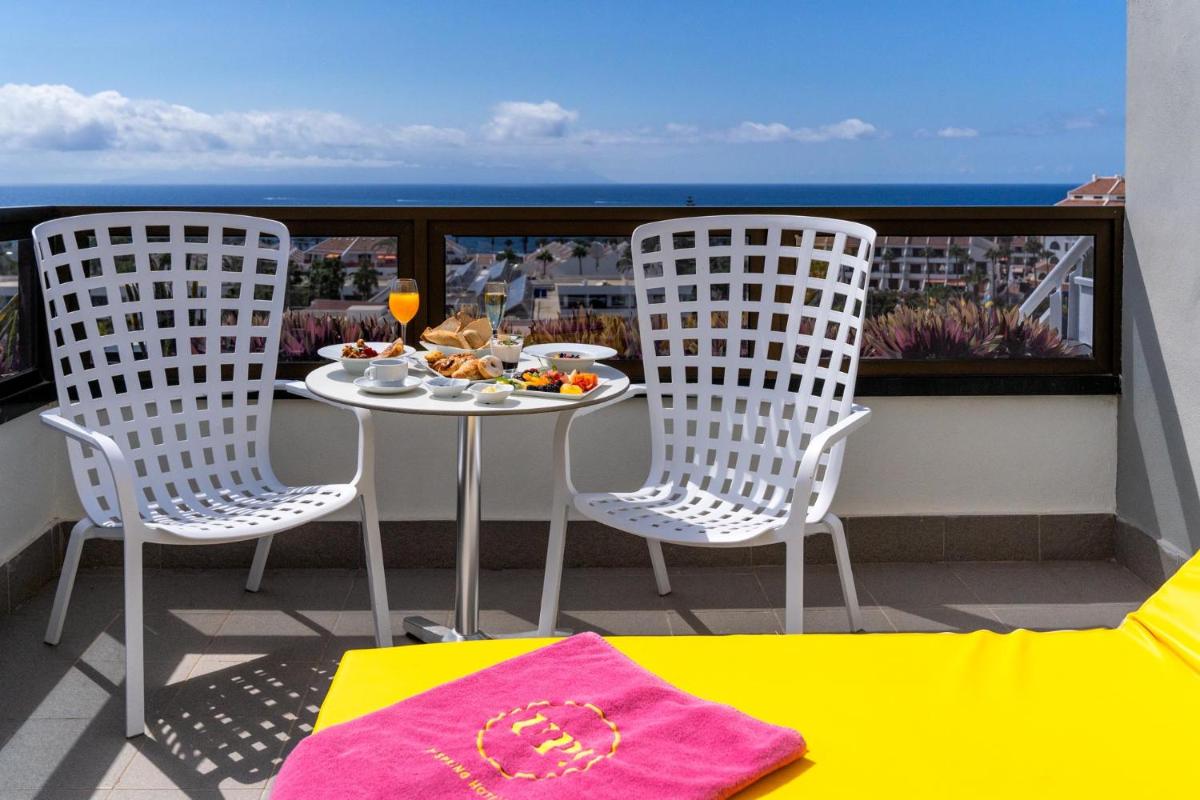 Comida en o cerca de este hotel