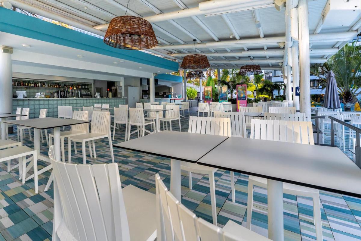 Un restaurante o sitio para comer en Spring Hotel Bitácora
