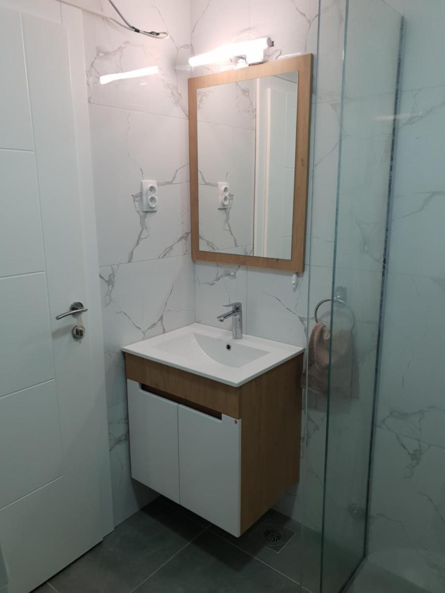 IN Apartmani - Housity