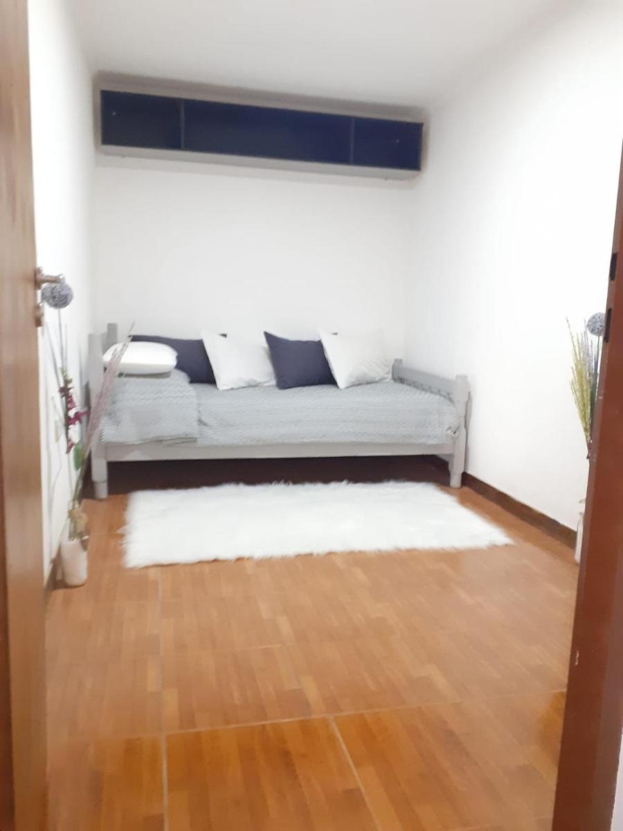 DEPARTAMENT AMATT (15 min del Aeropuerto Internacional Ezeiza) - Housity