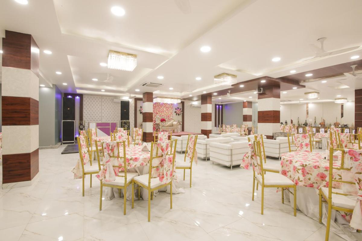 Twin Towers Inn - Housity