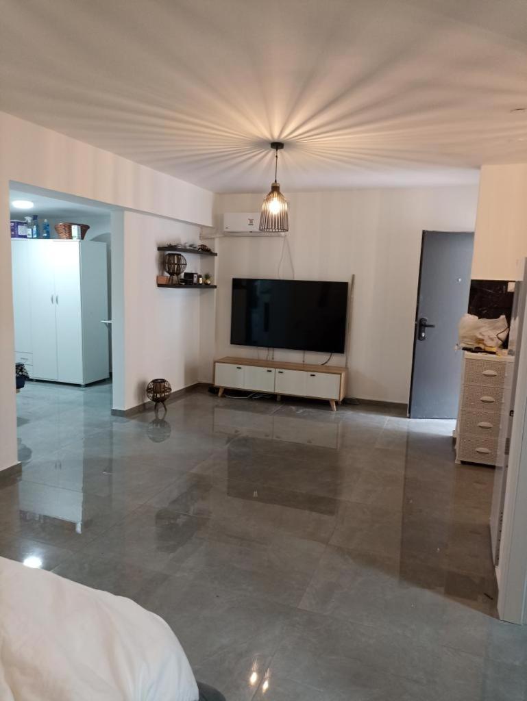 שמילה אירוח 1 - Housity