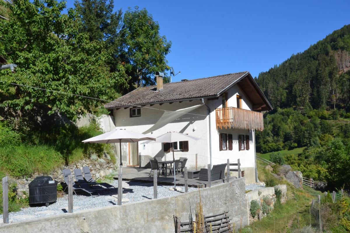 Stilfser Häuschen mit Blick auf König Ortler - Housity