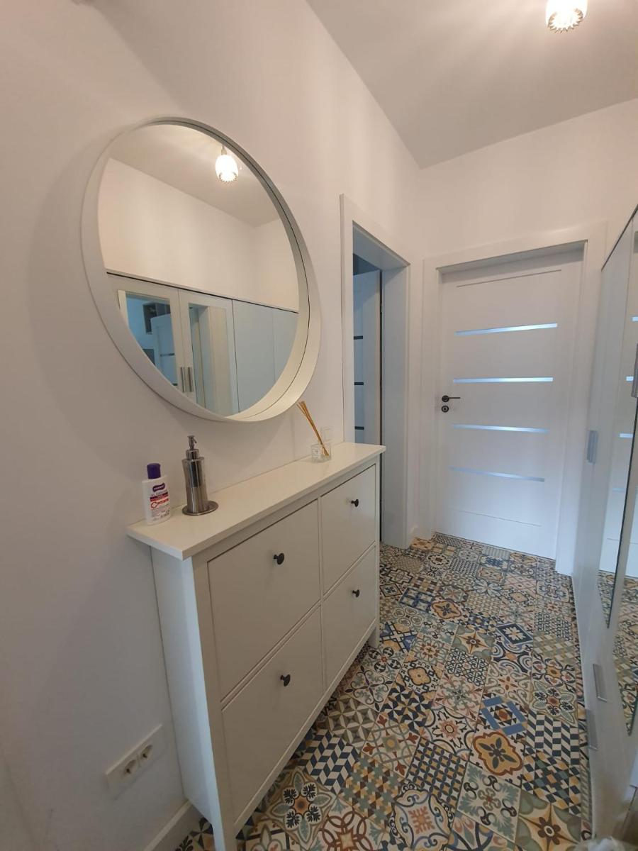Plaza Boutique Apartment - Housity