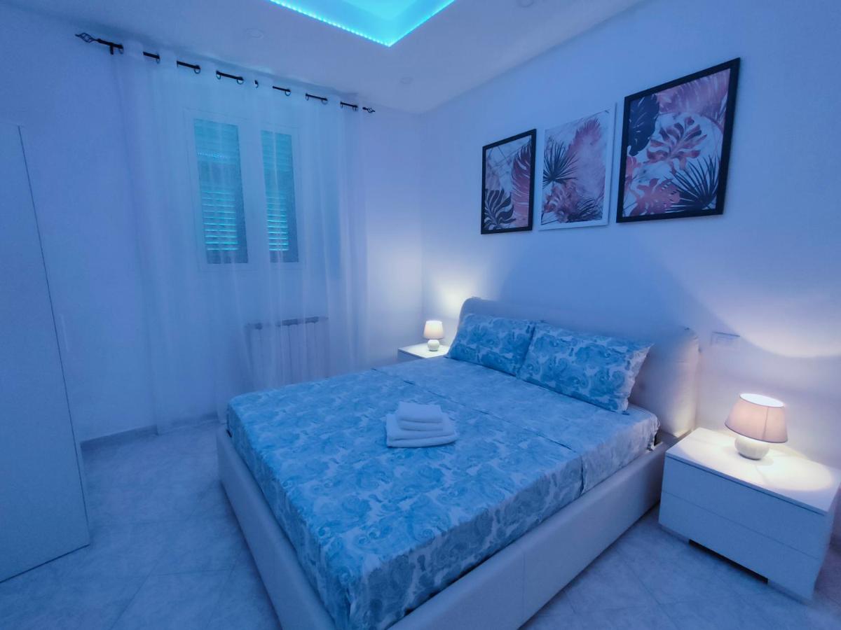 Leni's House - Housity