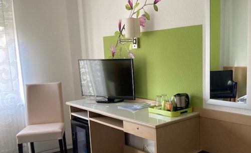 Hotel Garni Sand - Housity