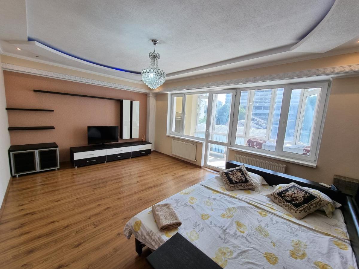 Apartments near Boulevard Stefan cel Mare in the Chisinau - Housity