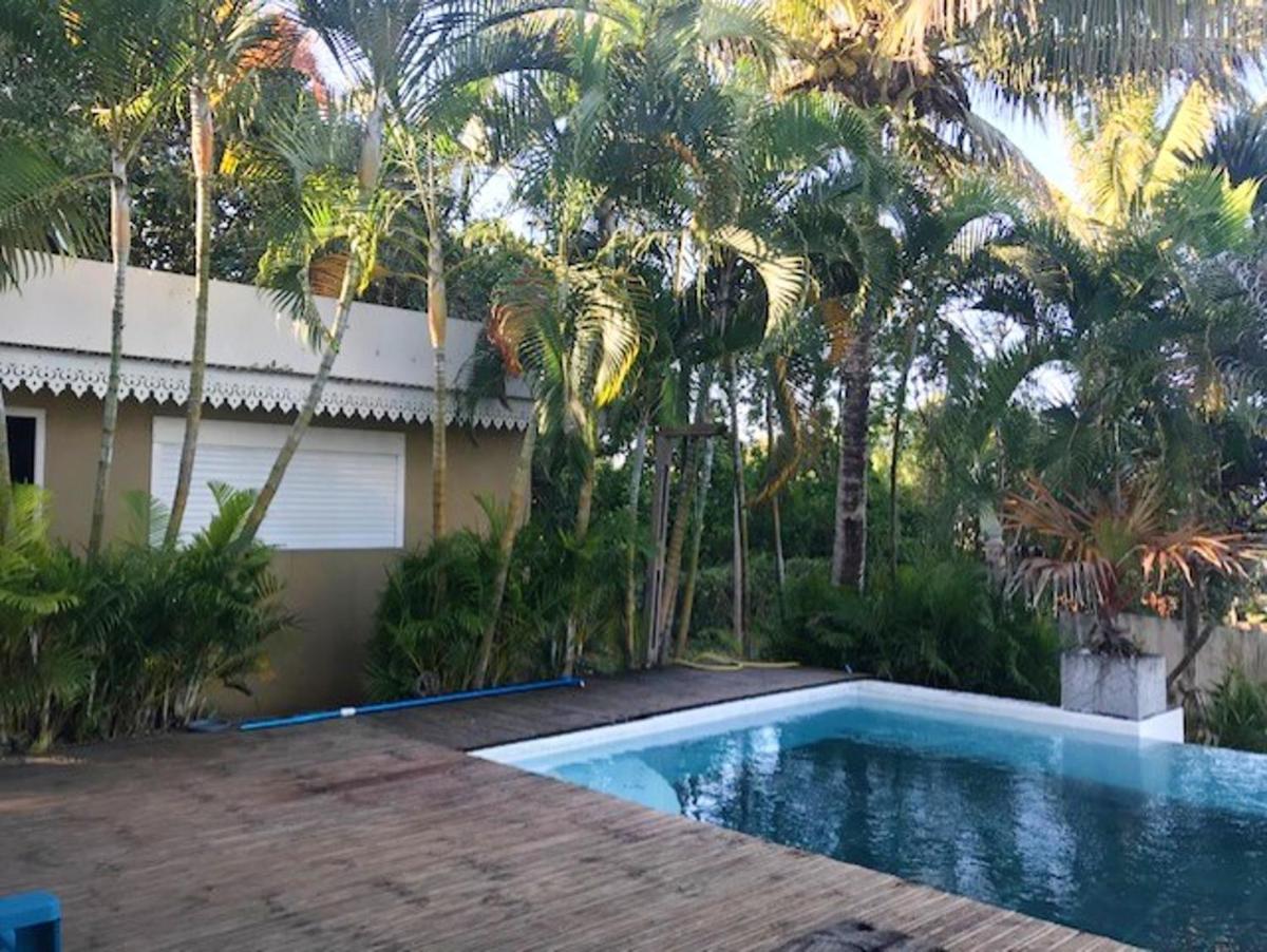 Grande maison avec jardin et piscine a Saint Joseph - Housity