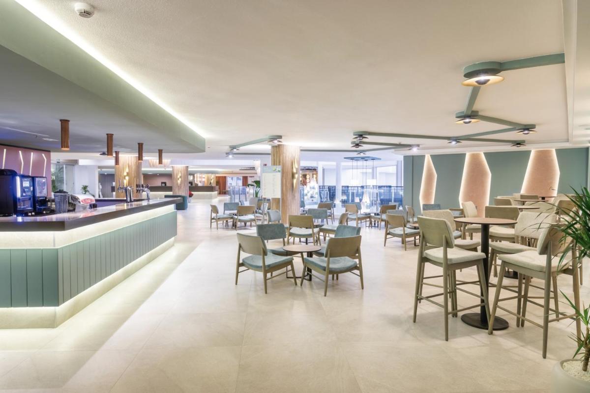 Zona de estar de Hotel Riu Paraiso Lanzarote - All Inclusive