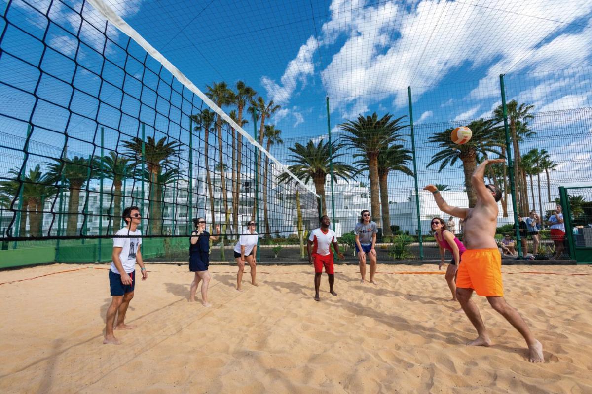 Clientes alojados en Hotel Riu Paraiso Lanzarote - All Inclusive