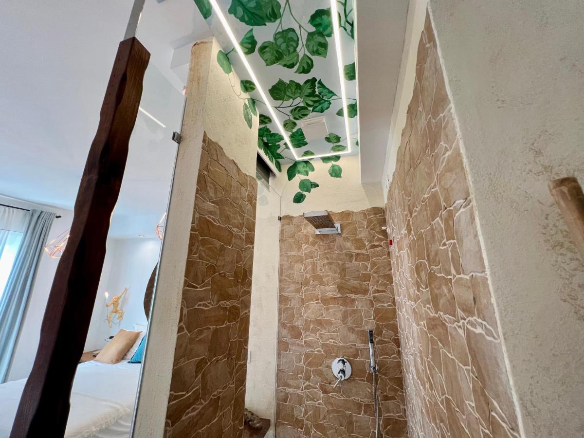Urban jungle rooms - Housity